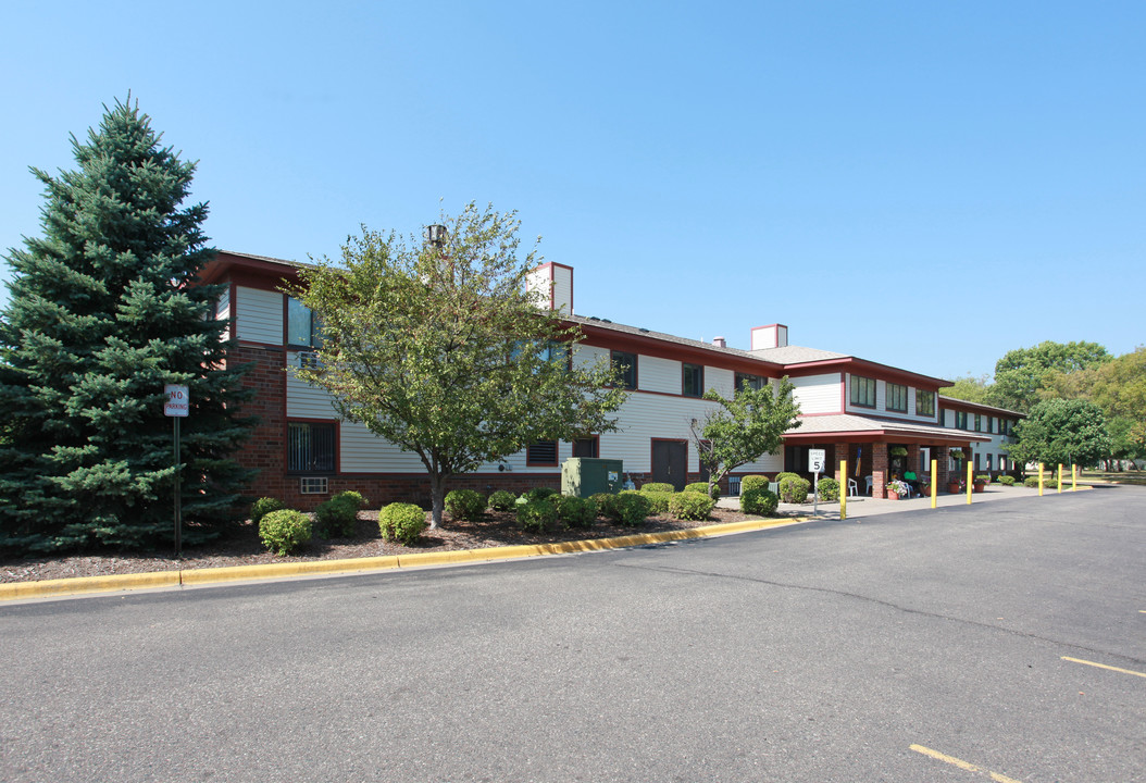 Evergreen Apartments in Minneapolis, MN - Building Photo