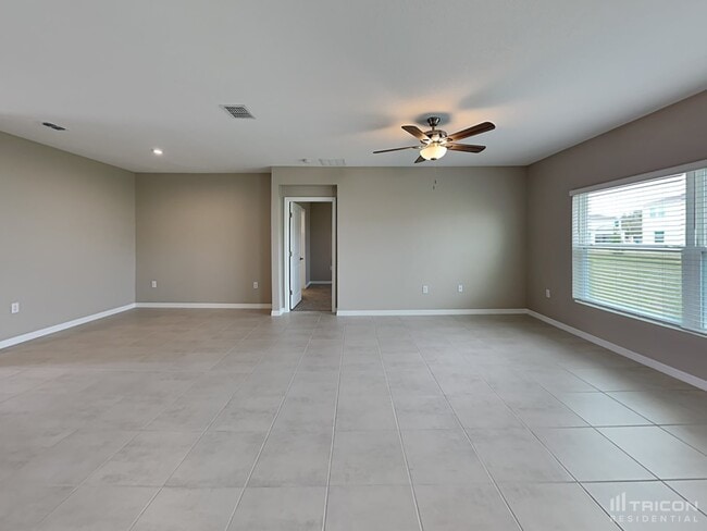 212 Garnet Ave in Kissimmee, FL - Building Photo - Building Photo