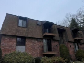 645 W Lowell Ave in Haverhill, MA - Building Photo
