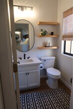 525 N Miller Rd in Scottsdale, AZ - Building Photo - Building Photo