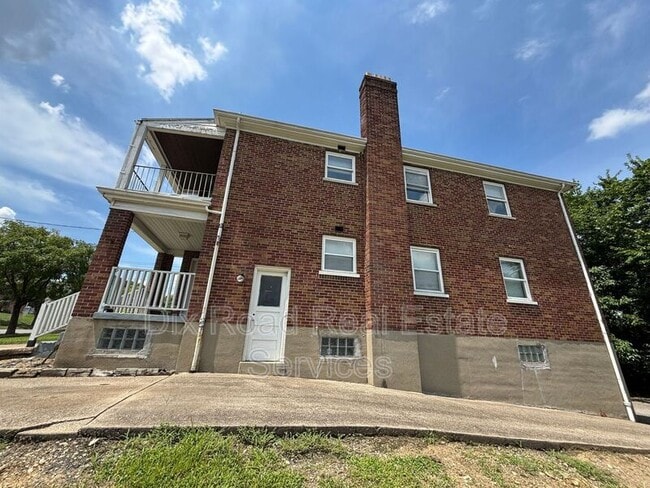 1740 Carrahen Ave in Cincinnati, OH - Building Photo - Building Photo
