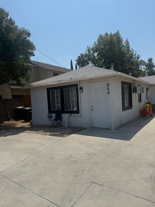property at 854 N Lugo Ave