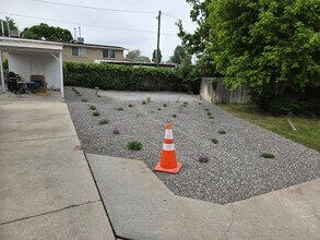 3224 S Verdant Cir in Salt Lake City, UT - Foto de edificio - Building Photo