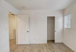 8819 W Peace Treaty Ave in Las Vegas, NV - Building Photo - Building Photo