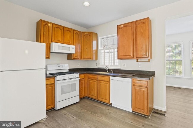 1338 Hill Born Dr in Severn, MD - Building Photo - Building Photo