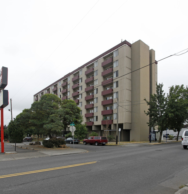 Sellwood Center in Portland, OR - Building Photo - Building Photo