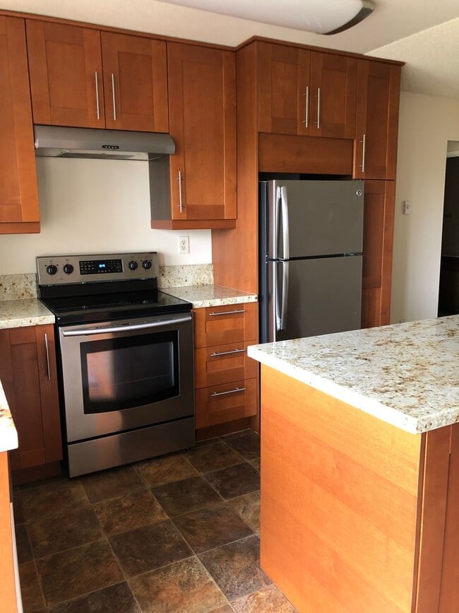 7855 Cowles Moutain Ct in San Diego, CA - Building Photo - Building Photo
