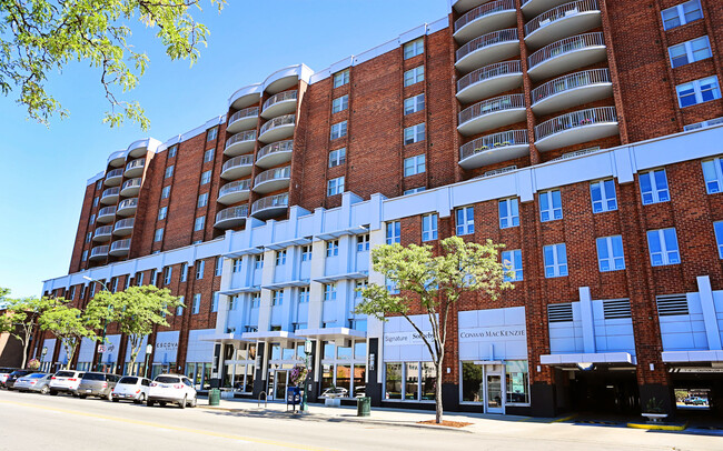 411 S Old Woodward Ave in Birmingham, MI - Building Photo - Building Photo