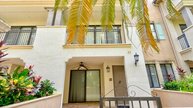 3055 NW 126th Ave in Sunrise, FL - Building Photo - Building Photo