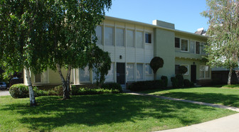 1388 E Orange Grove Blvd Apartments