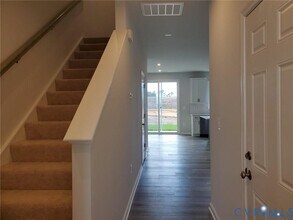 547 McCormick Farm Pl in Glen Allen, VA - Building Photo - Building Photo