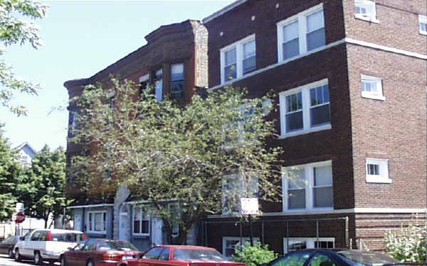 3351-3353 N Clifton Ave in Chicago, IL - Foto de edificio - Building Photo