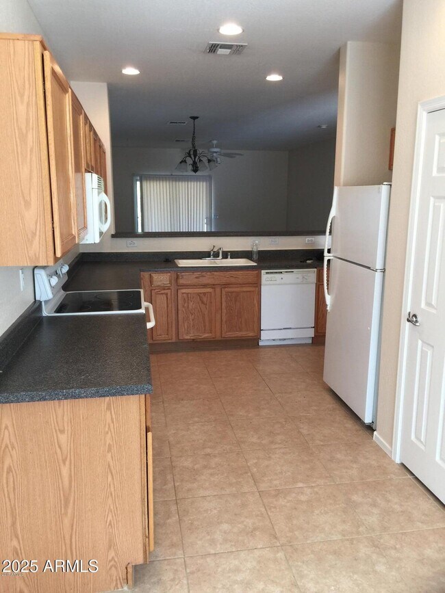 15165 N 138th Ln in Surprise, AZ - Building Photo - Building Photo