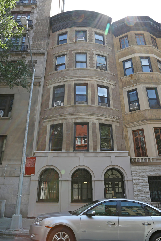 302 W 78th St in New York, NY - Building Photo - Building Photo