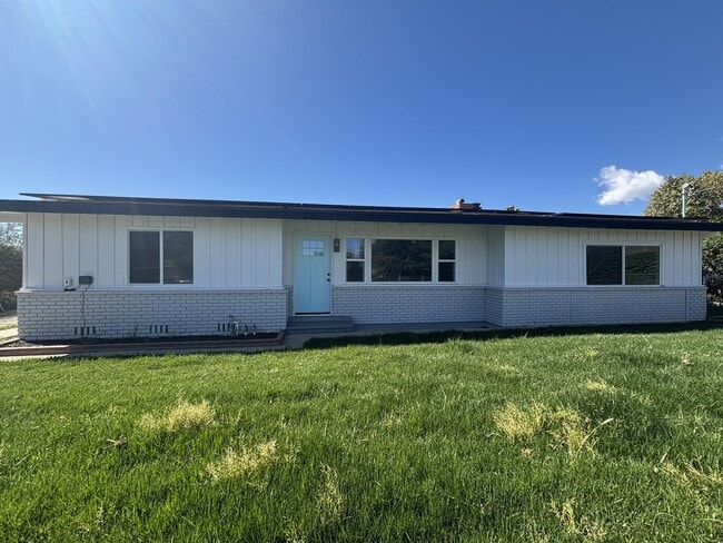 property at 1211 Pennsylvania Ave