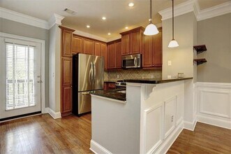 1398 Ashford Creek Cir NE in Atlanta, GA - Building Photo - Building Photo