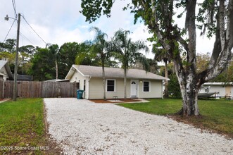 2480 Commodore Blvd in Melbourne, FL - Building Photo - Building Photo