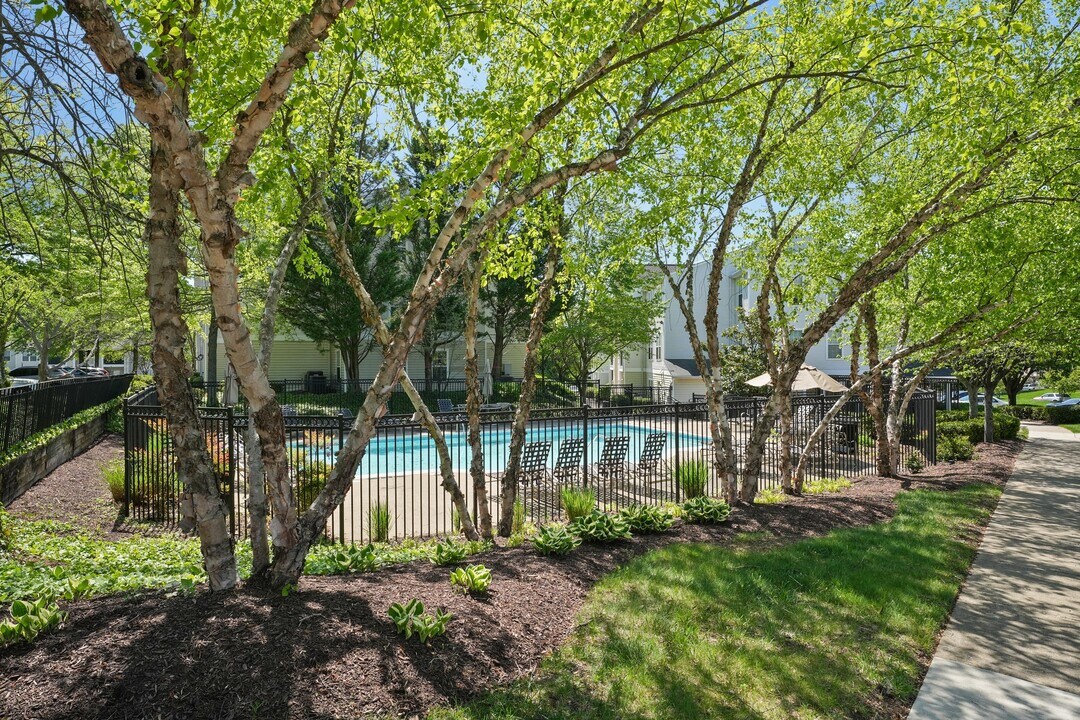 Glen Ridge Commons Apartments in Woodbridge, VA - Foto de edificio