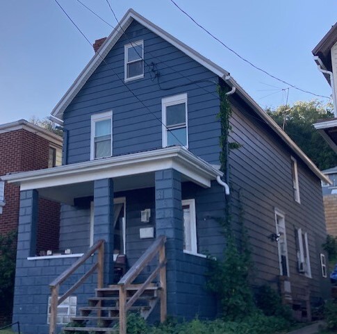 property at 332 W 10th Ave