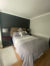 1850 N Clark St, Unit 1604 in Chicago, IL - Building Photo - Building Photo