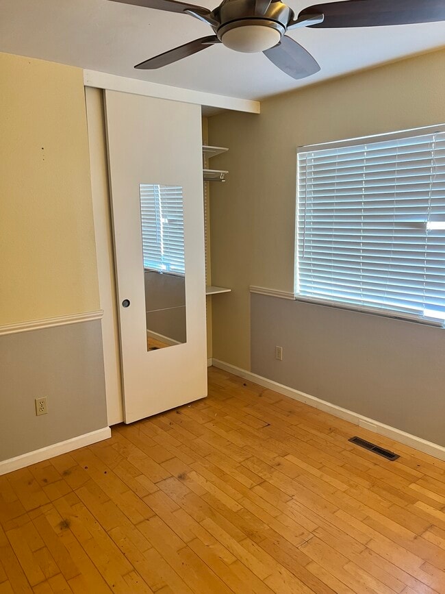 5497 Bloch St in San Diego, CA - Building Photo - Building Photo