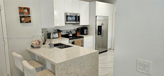 1844 Salerno Cir in Weston, FL - Building Photo - Building Photo