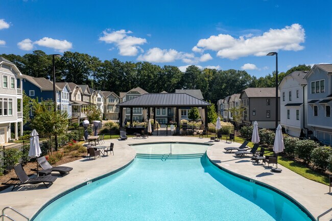 Avondale Villa Apartments in Decatur, GA - Building Photo - Building Photo