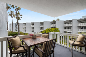 650 The Village in Redondo Beach, CA - Building Photo - Building Photo