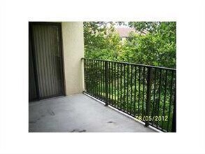 10101 W Sunrise Blvd in Plantation, FL - Building Photo - Building Photo