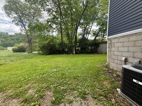 913 Holmes St in Frankfort, KY - Building Photo - Building Photo
