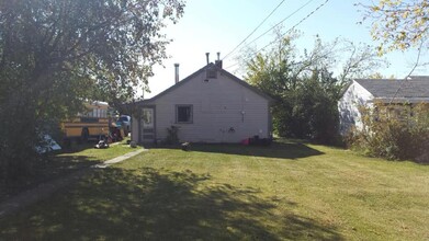 11212-11106 106 Ave in Fairview, AB - Building Photo - Building Photo
