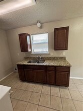 922 Westover Dr in Lancaster, TX - Building Photo - Building Photo
