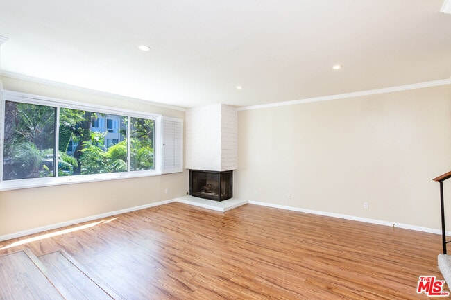 910 19th St in Santa Monica, CA - Building Photo - Building Photo