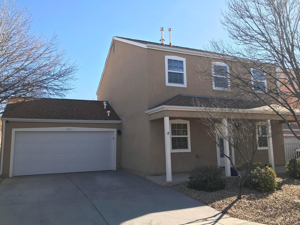 10624 Miera Dr NW in Albuquerque, NM - Building Photo