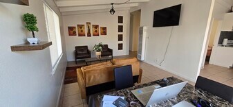 44034 Carolside Ave in Lancaster, CA - Building Photo