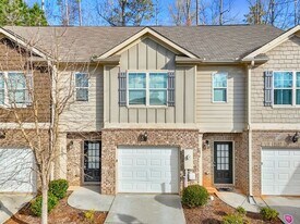 5872 Taka Ln in Stonecrest, GA - Building Photo