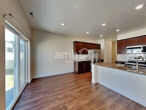 2367 Surry Way in Eagle Mountain, UT - Building Photo - Building Photo