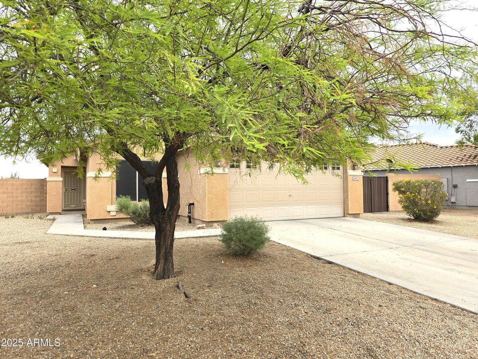 14971 N 172nd Dr in Surprise, AZ - Foto de edificio
