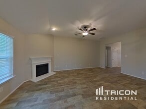 4717 Deal Dr in Fort Worth, TX - Building Photo - Building Photo