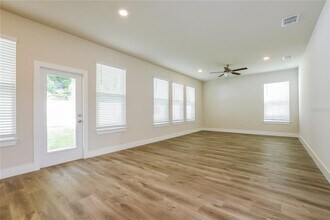 313 Whiteheart Dr in DeLand, FL - Building Photo - Building Photo