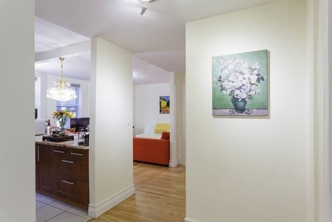 89 Mason Terrace in Brookline, MA - Building Photo - Building Photo