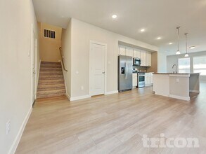 5159 Klein Orchard Dr in Houston, TX - Building Photo - Building Photo