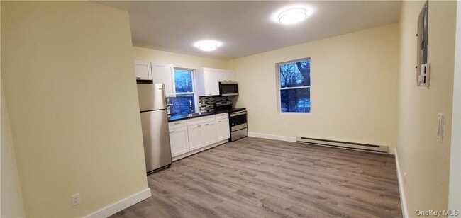 18 Wood Ave in Monticello, NY - Building Photo - Building Photo