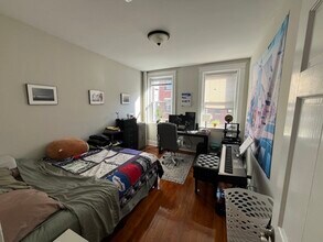 1185 Commonwealth Ave in Boston, MA - Building Photo - Building Photo