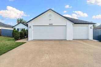 3409 SW Picasso Blvd in Bentonville, AR - Building Photo - Building Photo