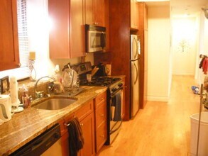 64 Louis Prang St, Unit 4 in Boston, MA - Building Photo - Building Photo