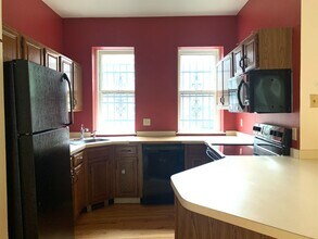 4 Academy St in New Haven, CT - Building Photo - Building Photo