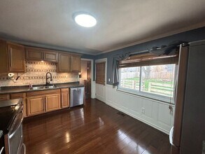 2263 Cornwall Dr in Xenia, OH - Building Photo - Building Photo