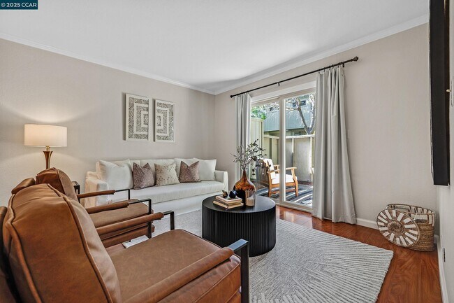 1668 Parkside Dr in Walnut Creek, CA - Building Photo - Building Photo
