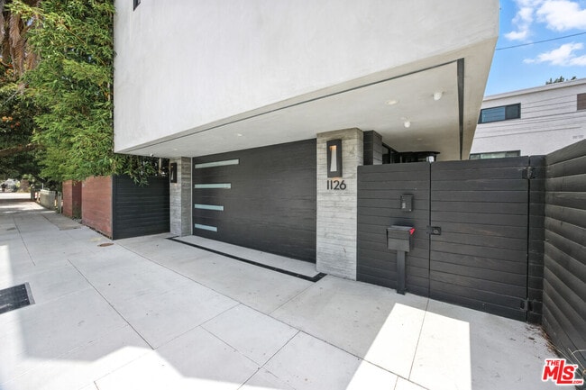 1126 Broadway in Santa Monica, CA - Building Photo - Building Photo